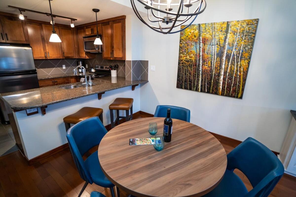 The Raven Suite At Stoneridge Mountain Resort Canmore Eksteriør bilde