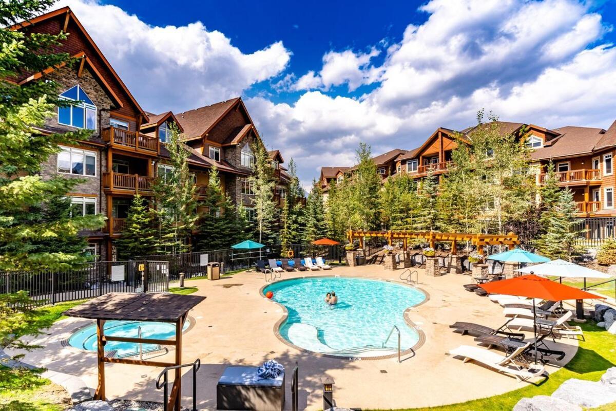 The Raven Suite At Stoneridge Mountain Resort Canmore Eksteriør bilde
