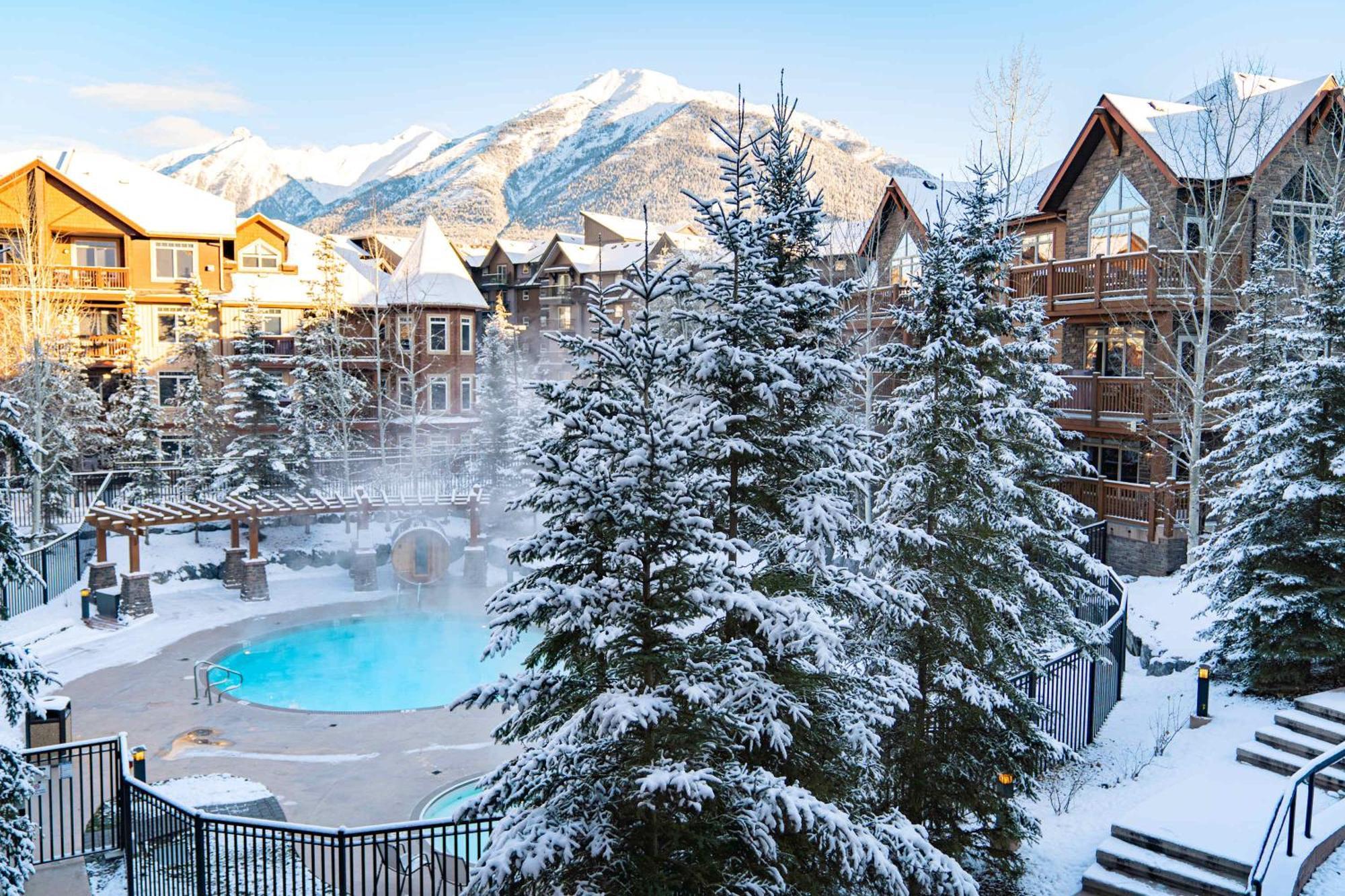 The Raven Suite At Stoneridge Mountain Resort Canmore Eksteriør bilde
